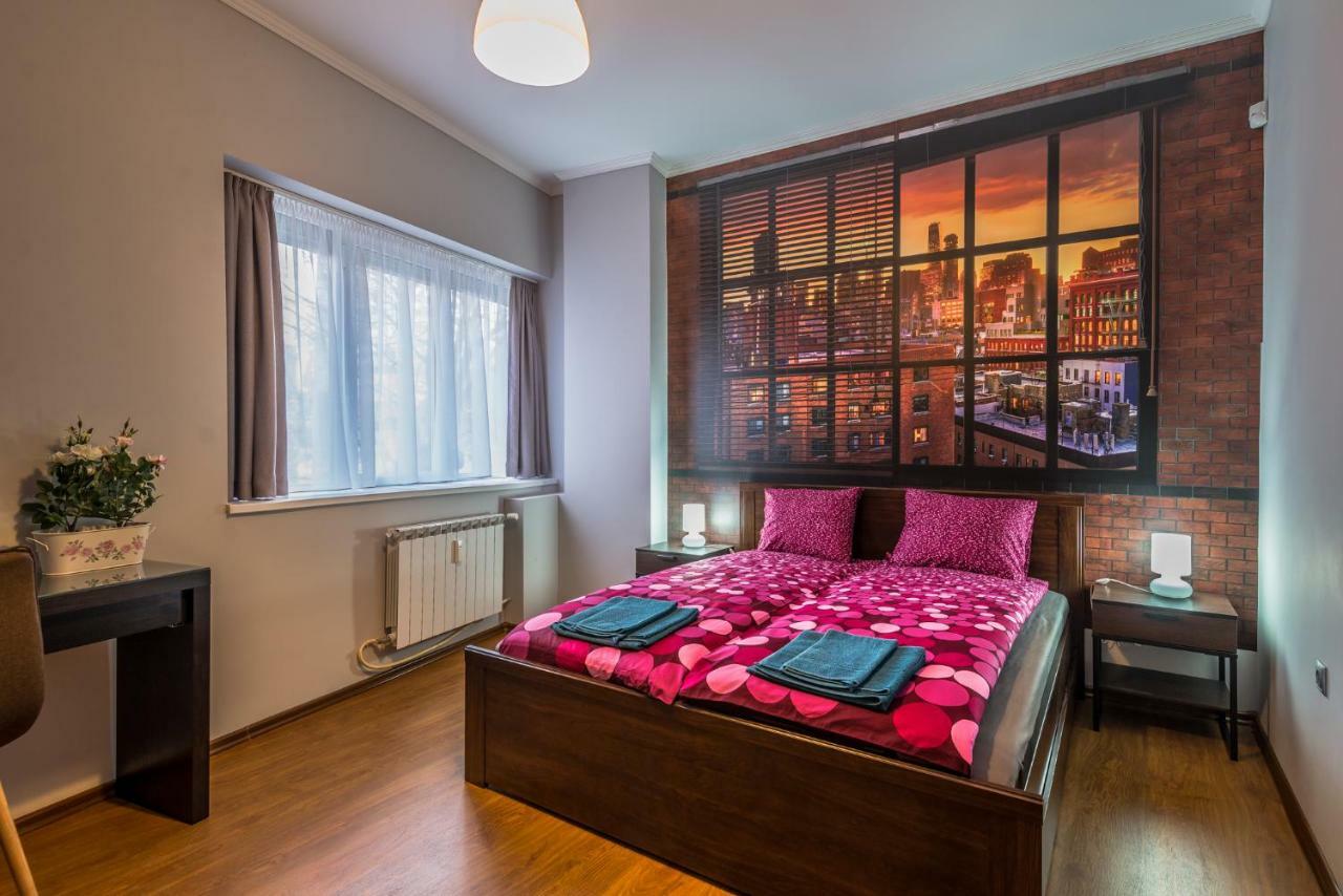 5Th Avenue Sofia Two Bedroom, Two Bathroom, Positano Street Suite By Flat Mаnager Dış mekan fotoğraf