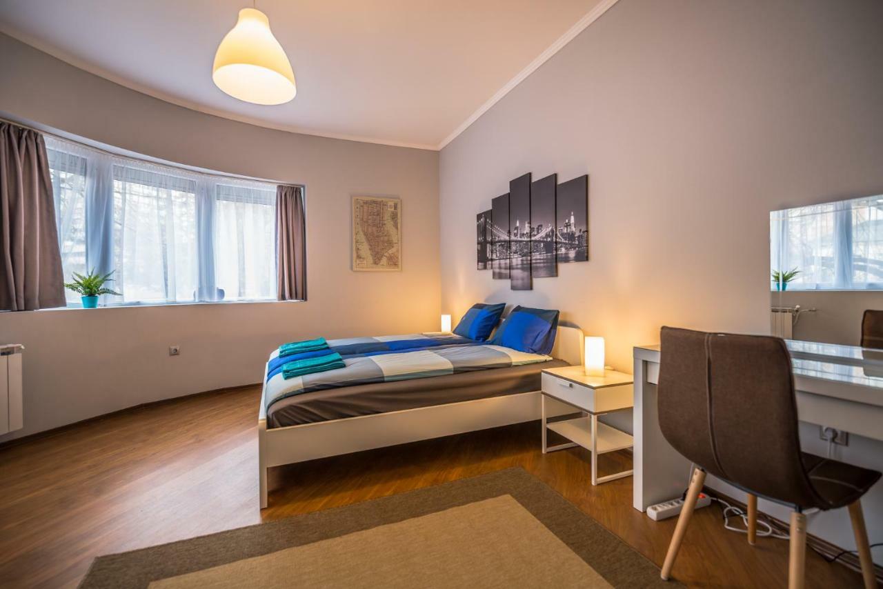 5Th Avenue Sofia Two Bedroom, Two Bathroom, Positano Street Suite By Flat Mаnager Dış mekan fotoğraf
