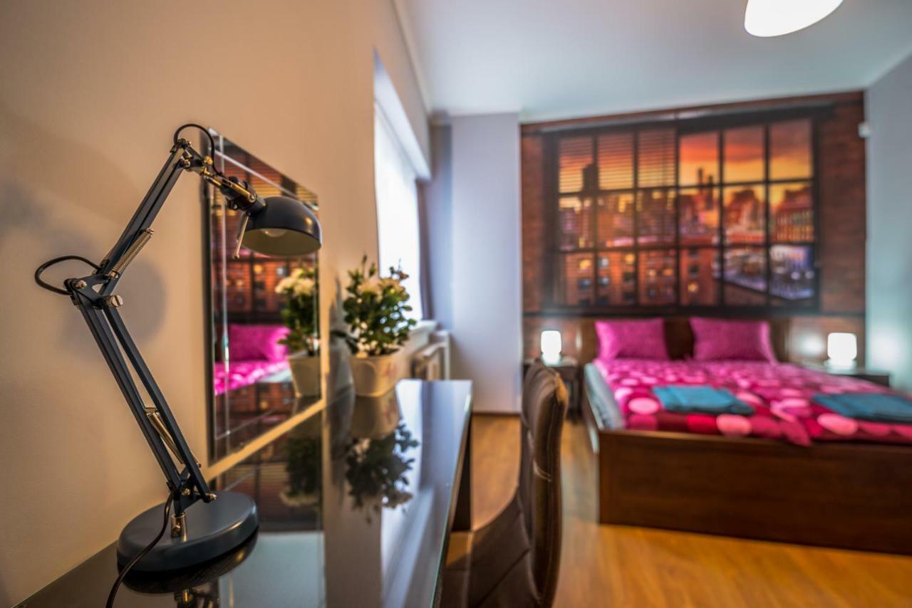 5Th Avenue Sofia Two Bedroom, Two Bathroom, Positano Street Suite By Flat Mаnager Dış mekan fotoğraf