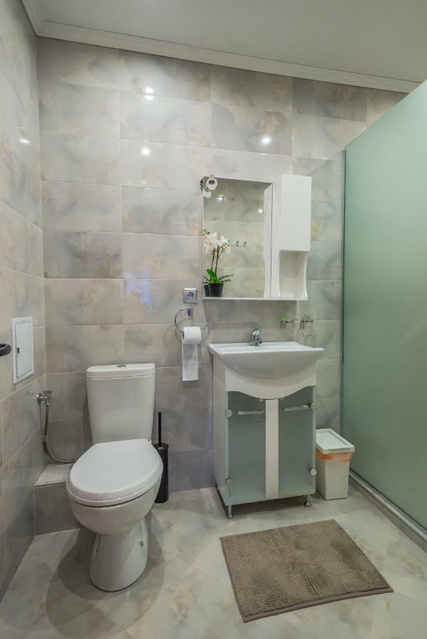 5Th Avenue Sofia Two Bedroom, Two Bathroom, Positano Street Suite By Flat Mаnager Dış mekan fotoğraf